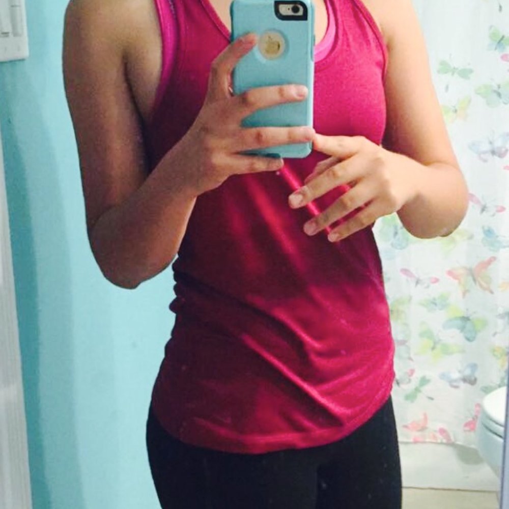 Workout Tops - Picture 3 of 6
